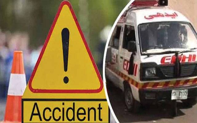 ننکانہ ؛دھند کے باعث بس اور رکشے میں تصادم،3افرادجاں بحق ،3زخمی 