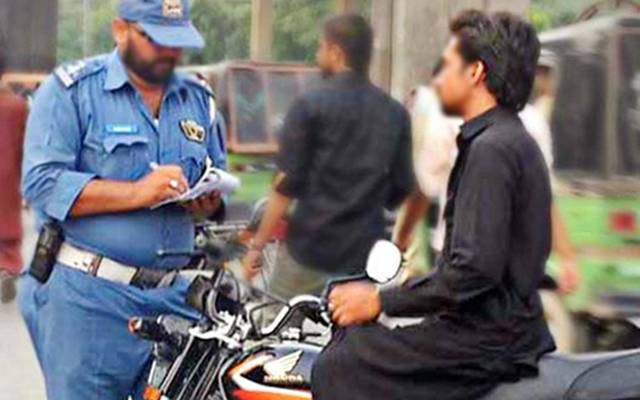 سال 2025 میں موٹر سائیکل سوار قانون شکنی میں سر فہرست