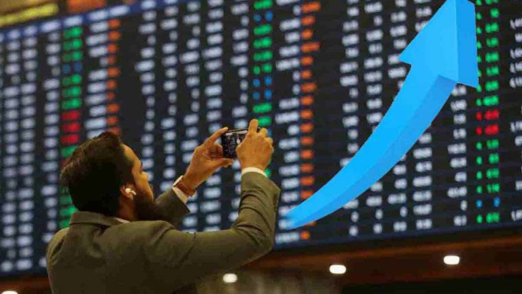  اسٹاک مارکیٹ میں سال 2025 سرمایہ کاروں کیلئے فائدہ مند ،موجیس لگ گئیں