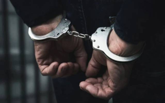 لاہور: ریکارڈیافتہ اشتہاری ملزم کو اسلحہ سمیت گرفتار کرلیا گیا