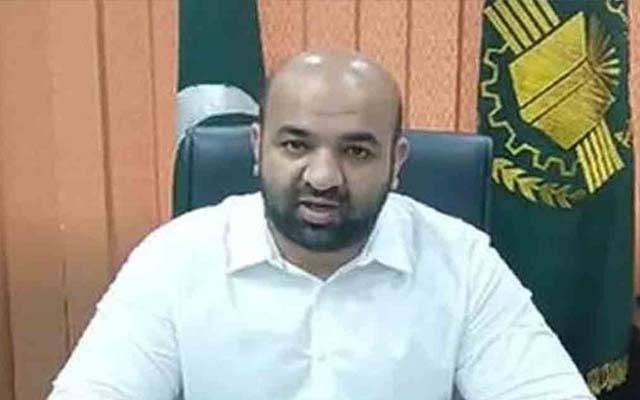 چھٹیوں پر سکول کھولنے والوں کے خلاف سخت کارروائی ہوگی ؛ وزیر تعلیم کا نوٹس