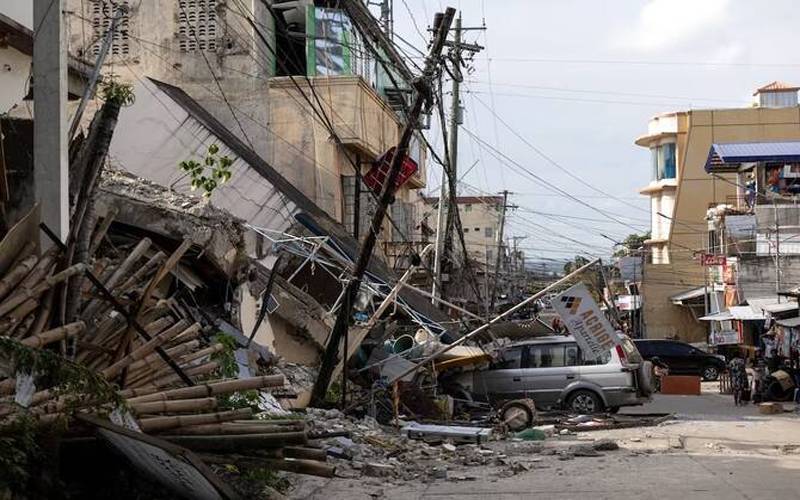 فلپائن میں 6.7 شدت کا زلزلہ، خوف و ہراس پھیل گیا  