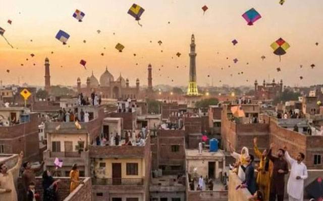 بسنت کے تینوں دن لاہور میں دفعہ 144 نافذ، کم عمر بچوں پر پتنگ بازی پر پابندی