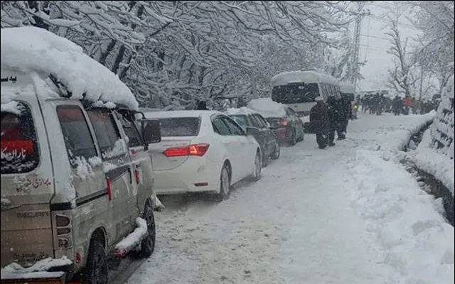 مری میں سیاحوں اور شہریوں کے لیے مفت وہیکل ریکوری سروس کا آغاز