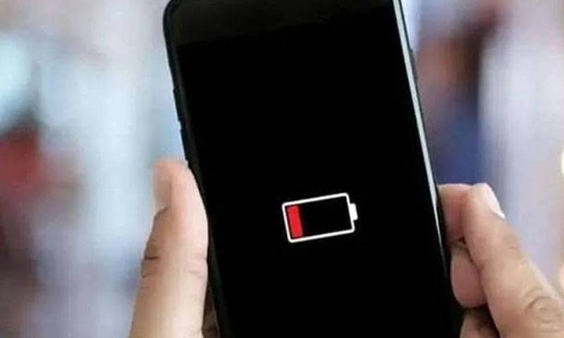 سردیوں میں موبائل کی بیٹری جلد ختم کیوں ہو جاتی ہے؟  