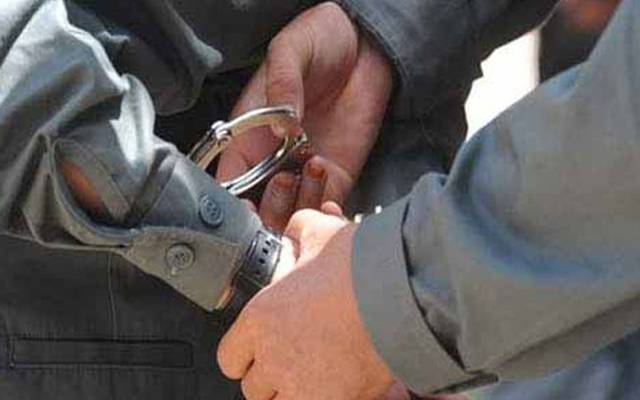 ایس ایچ او رائیونڈ کی ٹیم کیساتھ کارروائی، 10اشتہاری گرفتار