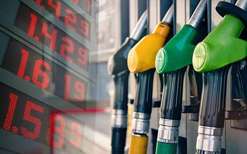 پیٹرول کی قیمت میں ایک بار پھر بڑی کمی کا امکان