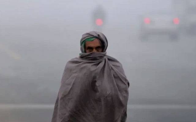  لاہور میں شدید دھند، خون جما دینے والی سردی،درجہ حرارت مزید گرنے کاامکان