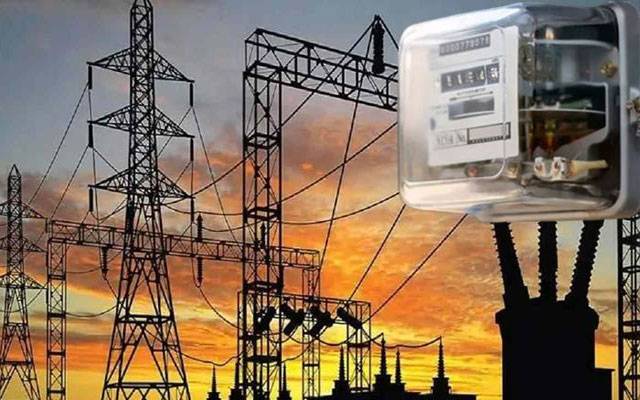 بجلی صارفین کے لیے بڑی خوشخبری، کراس سبسڈی  123 ارب روپے کم کر دی گئی