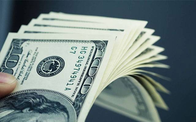 انٹربینک میں ڈالر سستا، اوپن مارکیٹ سے بھی خبر آگئی