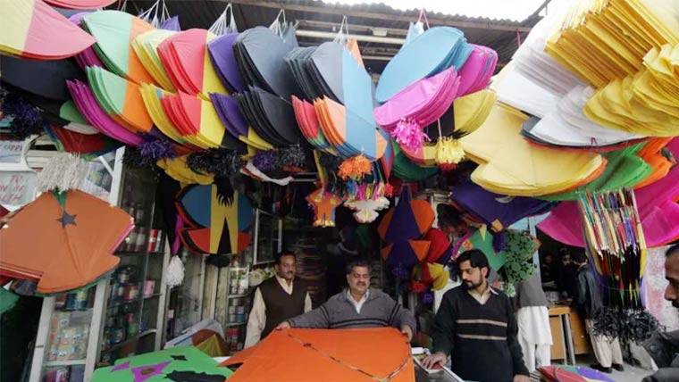 حکومت کا پتنگ اور ڈور کے سرکاری ریٹس مقرر نہ کرنے کا فیصلہ