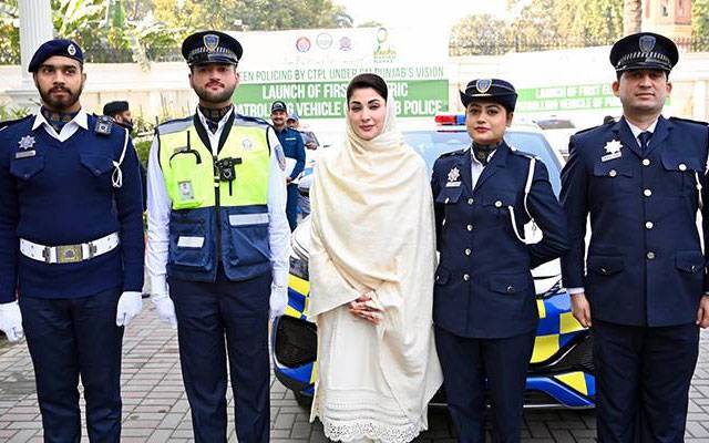 ٹریفک پولیس لاہور کی یونیفارم تبدیل؛ وزیر اعلیٰ نے منظوری دے دی 