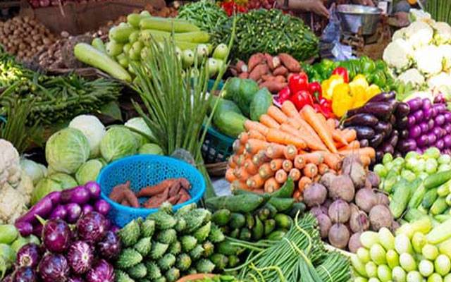  سبزیوں اور پھلوں کی من مانی قیمتوں پر فروخت، عام آدمی پس گیا