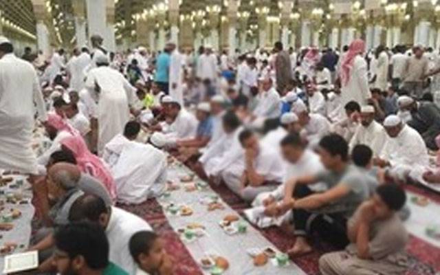 مسجد نبویؐ میں رمضان کے افطار دسترخوان کیلئے پرمٹ کی درخواستیں طلب  
