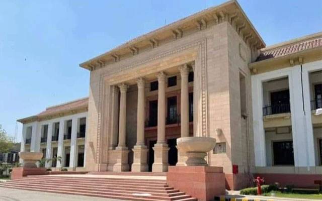 پنجاب کابینہ کاسرکاری افسران کیلئےمزیدنئی گاڑیاں نہ خریدنےکافیصلہ