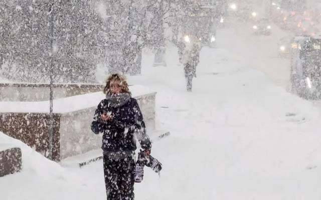قلات میں ٹھنڈ کاراج، سائبیریا ہواؤں نے ہرشے جما دی