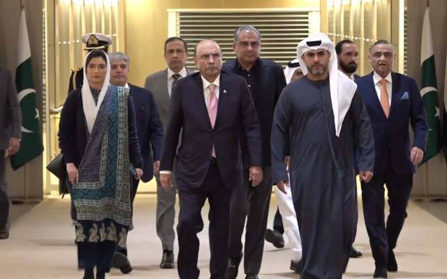 صدر مملکت متحدہ عرب امارات کی چار روزہ سرکاری دورے پر ابو ظبہی پہنچ گئے 