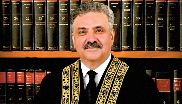 شوہر حق مہر میں لکھی چیزیں اہلیہ کو ادا کرنے کا پابند ہے: چیف جسٹس پاکستان