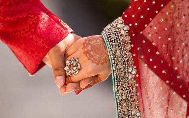 مشہور اداکار رشتہ ازدواج میں منسلک، نکاح کی تصاویر وائرل 