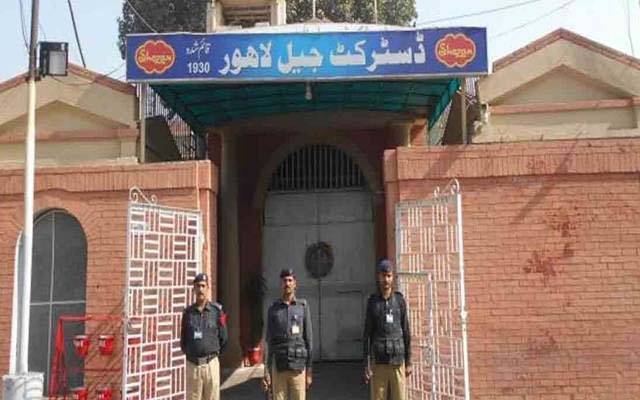 ڈسٹرکٹ اینڈسیشن جج طارق خورشیدخواجہ کا شہر کی جیلوں کا دورہ ؛35 قیدیوں کو رہائی مل گئی 