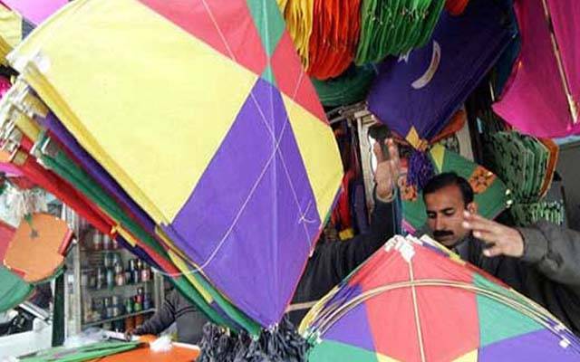 بسنت کیلئے پتنگوں اور ڈور کی فروخت کل سے شروع ہوگی