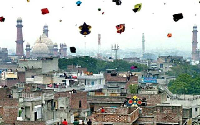 لاہور : بسنت کیلئے مختص چھتوں کے مالکان سے شورٹی بانڈز لینے کا حکم