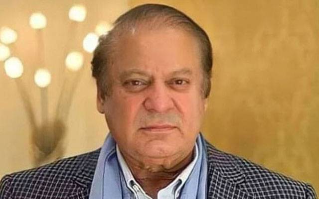 سابق وزیراعظم میاں نواز شریف کی داتا دربار آمد، فاتحہ خوانی کی