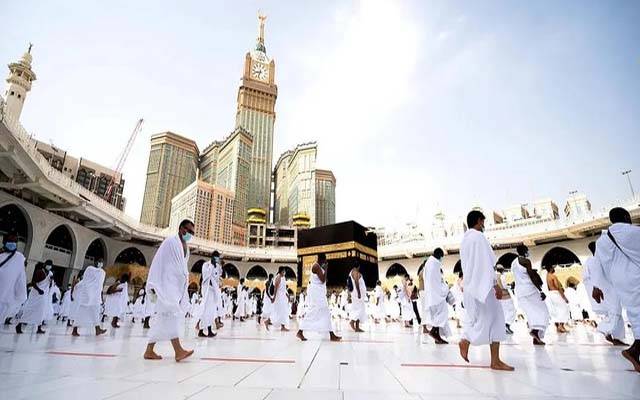 عمرہ خلاف ورزیوں پر1800ٹریول ایجنسیوں کے ایگریمنٹ معطل، ویزوں کا اجرا بند 