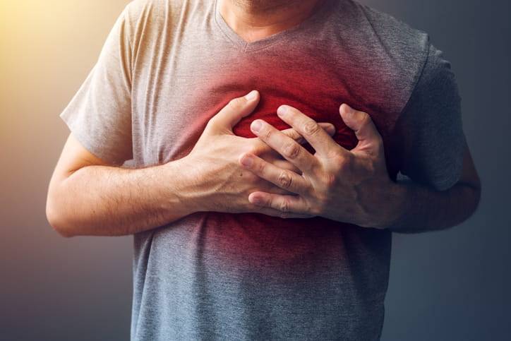 دفتر میں کام کے زیادہ دباؤ سے نوجوان دل کا دورہ پڑنے سے انتقال کرگیا