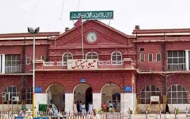 میو ہسپتال میں کارڈیک سٹنٹ کا سٹاک ختم؛ امراض قلب کا علاج بند 