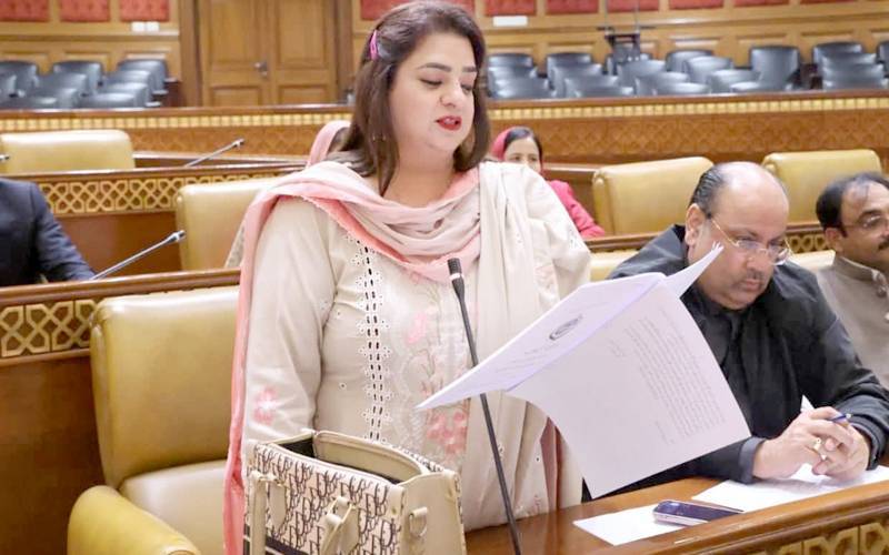 حکومتی رکن پنجاب اسمبلی راحیلہ خادم حسین  کی دل میں تکلیف کے باعث انجیوگرافی