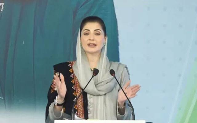راجن پور : وزیرِ اعلیٰ مریم نواز نے گرین الیکٹرک بسوں سمیت دیگر منصوبوں کا افتتاح کر دیا