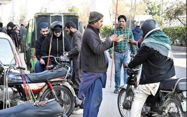 موٹرسائیکل پرسیفٹی راڈنہ لگوانے والوں کیخلاف زیروٹالرینس کااعلان