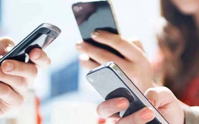 اینڈرائیڈ فونز صارفین ہوشیار؛ 40 فیصد فون خطرے میں 
