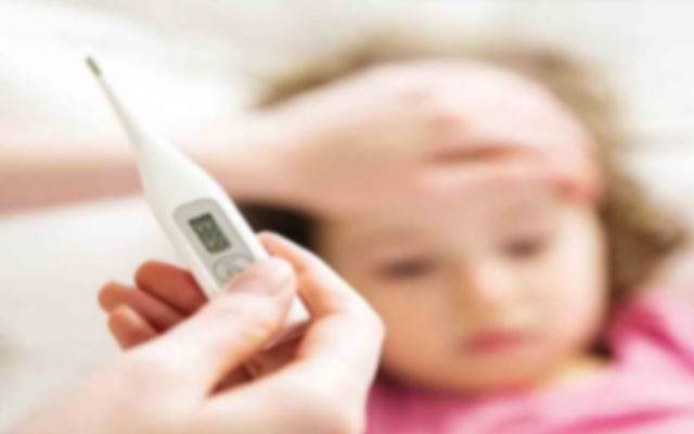 ملتان: 24 گھنٹوں کے دوران مزید 57 بچوں میں نمونیہ کی تصدیق