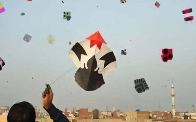 لاہور میں رنگارنگ بسنت میلے کا اختتام، تینوں روز شہریوں نے خوب پیچ لڑائے