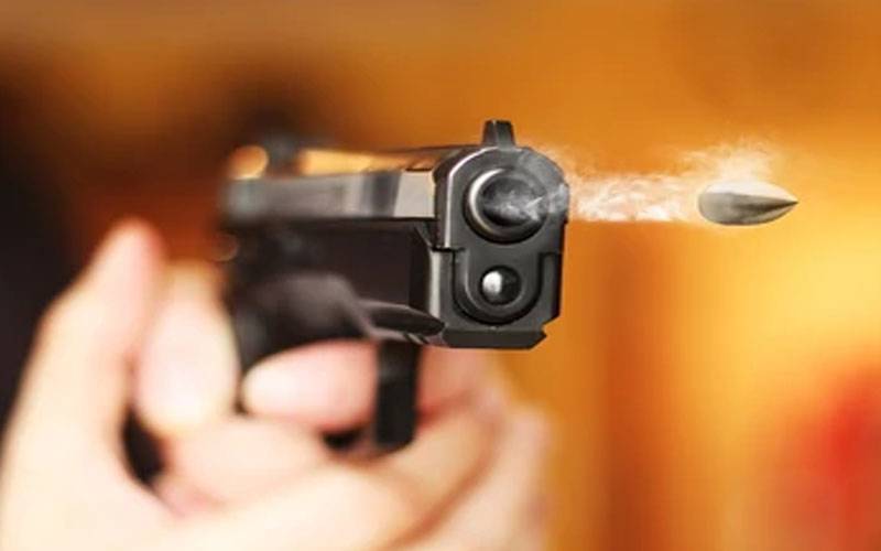 اوکاڑہ میں کانسٹیبل نے فائرنگ کر کے ایس ایچ  او کو زخمی کر دیا، ملزم گرفتار