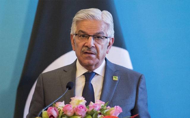 ملک میں بھیک مانگنا منظم کاروبار بن چکا: خواجہ آصف