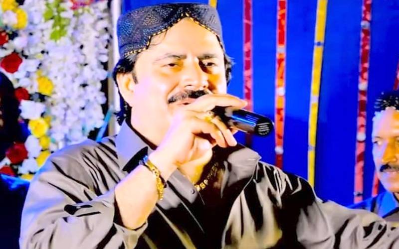 ڈاکو معروف گلوکارممتازمولائی کے گھرکاصفایاکرگئے