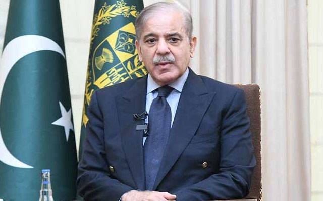 اعتماد کے ساتھ کھیلیں اور بہترین کارکردگی دکھائیں: وزیرِاعظم 