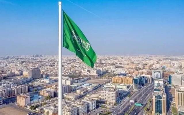 اب سعودی عرب میں وزٹ ویزا پر زائد قیام کرنے پر قید اور جرمانے ہونگے