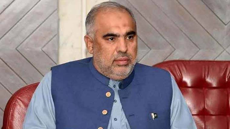 بانی پی ٹی آئی کی صحت پر کوئی سمجھوتہ نہیں کریں گے: اسد قیصر