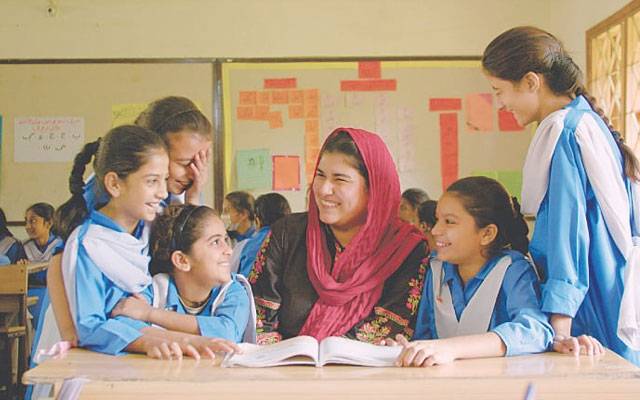 پنجاب بھر کے سکولوں میں اہم آسامیا ں خالی؛سینئر اساتذہ کی پرموشن کرنے کا اعلان