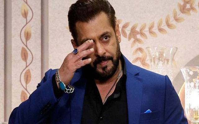 سلمان خان کے والد ہسپتال میں داخل، سب بہن بھائی پہنچ گئے