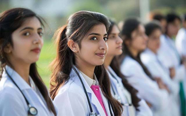 میڈیکل کالجز کے داخلوں کی تاریخ میں توسیع کا فیصلہ