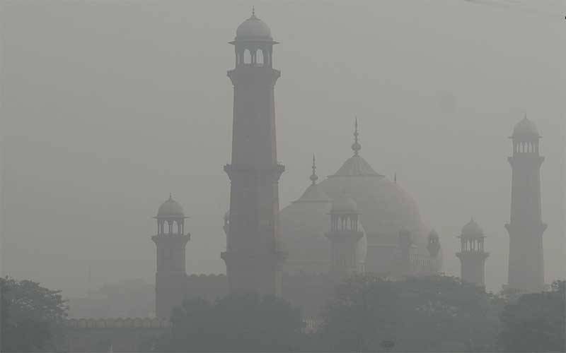 پنجاب میں اسموگ کنٹرول کیلئے 3 ارب سے 30 جدید فوگ کینن نصب کرنے کا فیصلہ