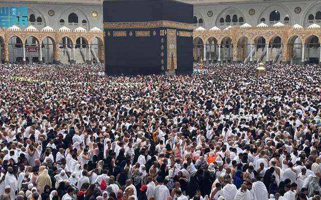 رمضان کا پہلا جمعہ: مسجد الحرام، مسجد نبویﷺ، مسجد قبلتین، مسجد قباء میں 20 لاکھ سے زائد زائرین کا اجتماع