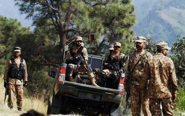 بنوں: سکیورٹی فورسز کے قافلے پر فتنہ الخوارج کا حملہ، لیفٹیننٹ کرنل اور سپاہی شہید، 5 خوارج ہلاک