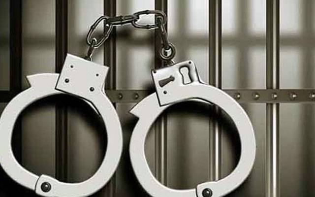  کرکٹ کھیلتے موبائل چوری پر جھگڑا،لڑکے پر فائرنگ کرنیوالا ملزم گرفتار