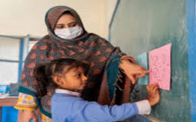 انٹرنز اساتذہ ہ تین ماہ سے تنخواہوں سے محروم،نئی بھرتیاں بھی التوا کا شکار
